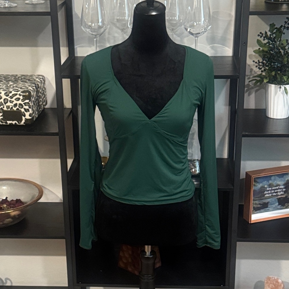 Forest Green V-Neck Long Sleeve Ruched Top